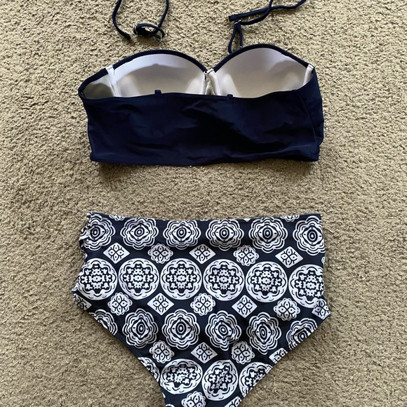 Bikini Size L - Picture 2 of 6